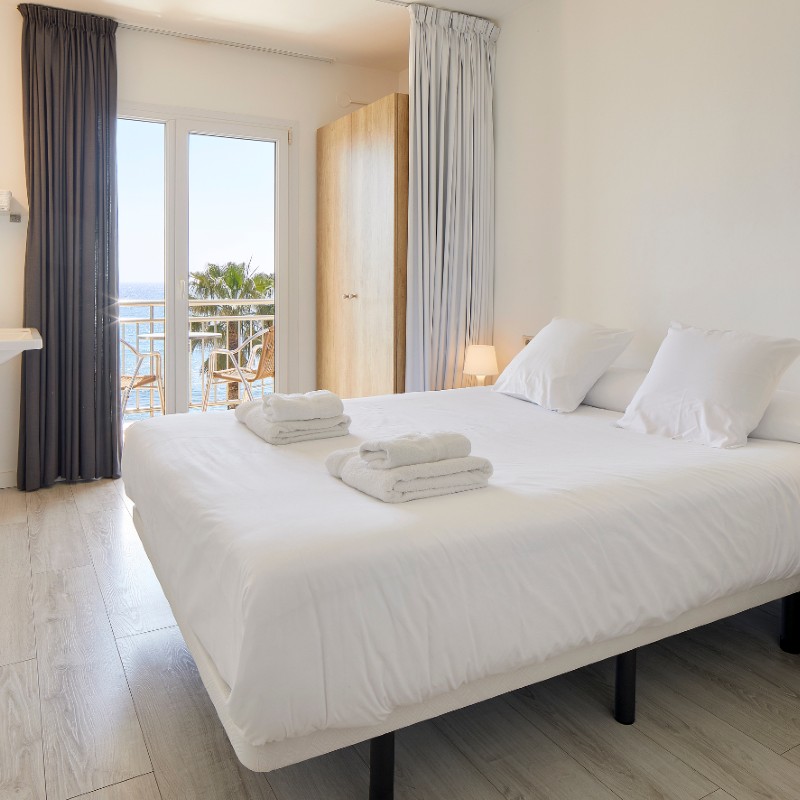 Copia de HOTEL REIMAR 110